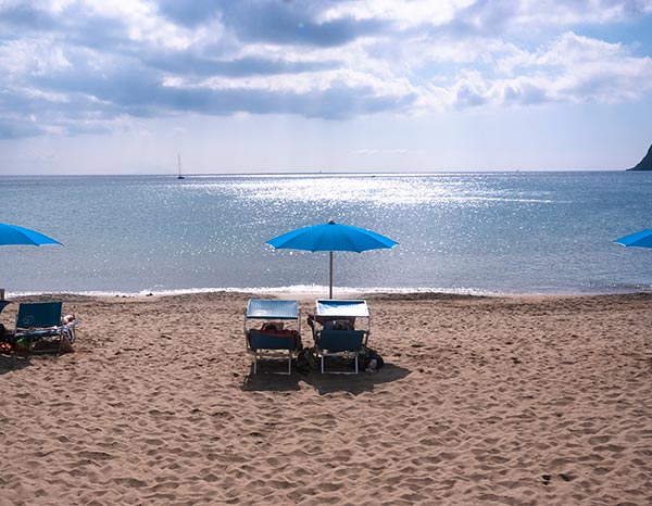 Al mare a Lacona